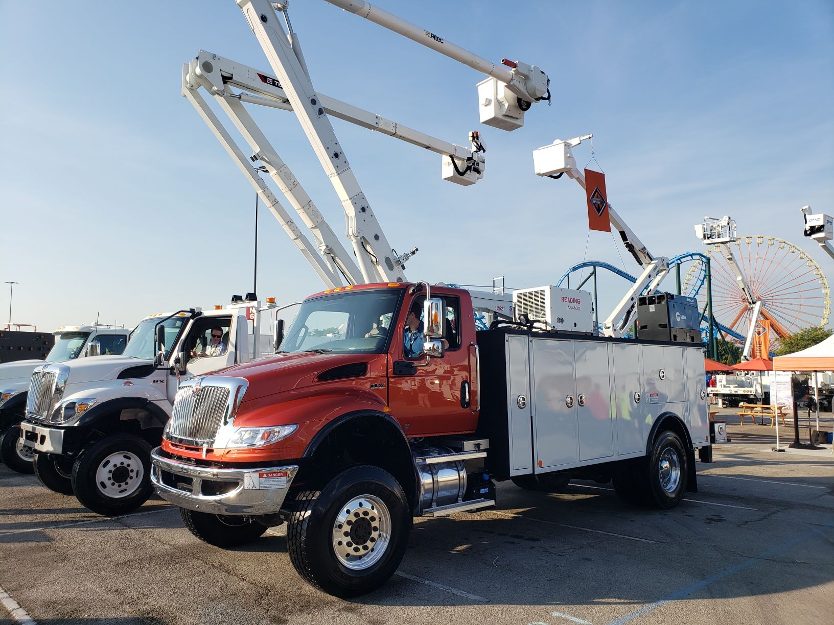 International Truck introduces highvisibility HV Series